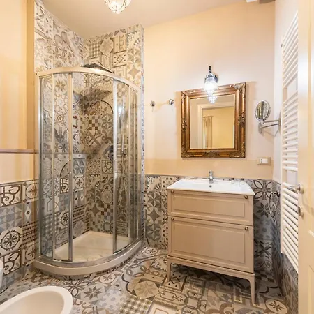 Apartment Botticelli By Mmega Florence