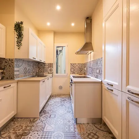 Botticelli By Mmega فلورنس